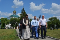 8 июля 2020 г. – Губернатор Курганской области В.М. Шумков в ходе своего визита в г. Далматово посетил Успенский Далматовский мужской монастырь и осмотрел часовню-купальню на источнике прп. Далмата Исетского.