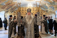Саратовского митрополита просят привлечь к ответственности.