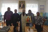 30 апреля 2016 г.– игумен Варнава (Аверьянов) освятил здание Широковской средней общеобразовательной школы Далматовского района.