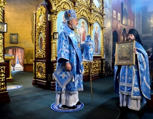 28 февраля 2021 г. – Божественную литургию в день празднования 375-летия прославления Далматской иконы Божией Матери возглавил в Скорбященском храме Далматовской обители епископ Шадринский и Далматовский Владимир.