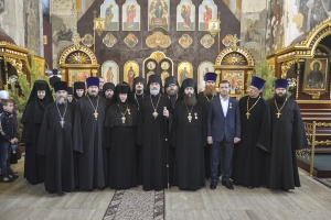8 января 2018 г. – Божественную литургию в Далматовском монастыре возглавил Преосвященнейший Владимир, епископ Шадринский и Далматовский.