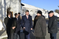 22 октября 2015 г. – вновь избранный Председатель Курганской областной Думы Д.В. Фролов посетил Далматовский монастырь.