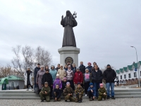 12-13 октября 2019 г. – педагоги и учащиеся воскресной школы при Далматовском монастыре «Свеча», юные казаки пикета «Русь молодая», прихожане Скорбященского храма совершили паломническую поездку в Алапаевскую епархию.