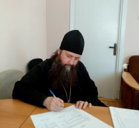 Май-июнь 2020 г. – состоялось подписание договоров о продлении еще на один год, до 31 марта 2021 г. экспонирования шлема и кольчуги прп. Далмата Исетского в Скорбященском храме Далматовской обители.